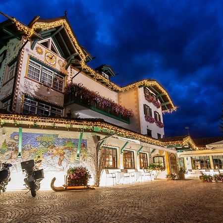 Hotel Piedibosco โมเอนา ภายนอก รูปภาพ