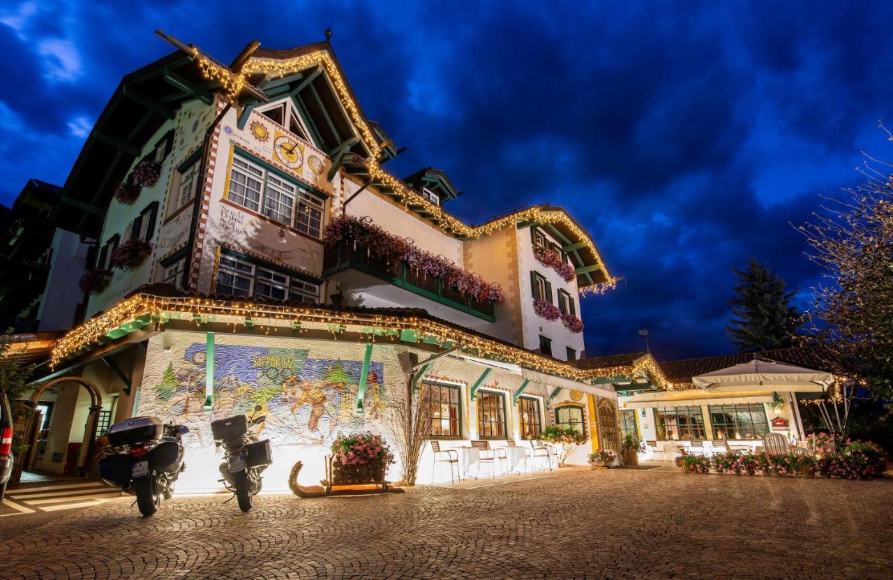 Hotel Piedibosco โมเอนา ภายนอก รูปภาพ