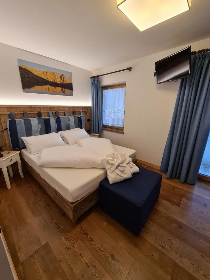Hotel Piedibosco โมเอนา ภายนอก รูปภาพ
