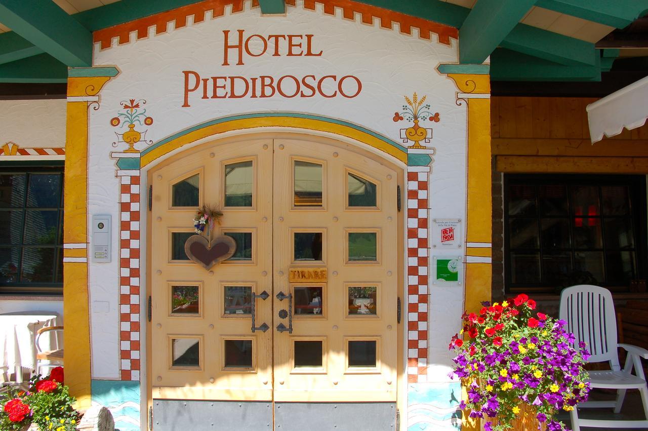 Hotel Piedibosco โมเอนา ภายนอก รูปภาพ